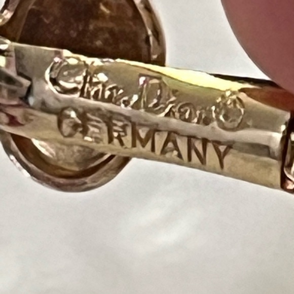 Christian Dior vintage Elegant Gold and Green clip on earrings. Made in Germany - Picture 6 of 16